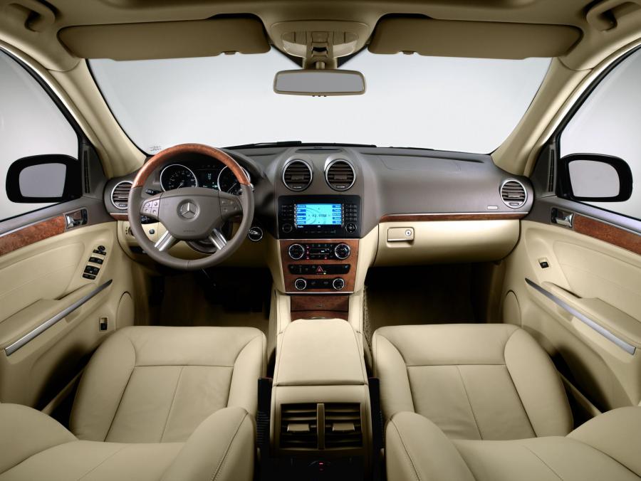  Mercedes-Benz GL-Class 2007 года  (фото 242 из 247)